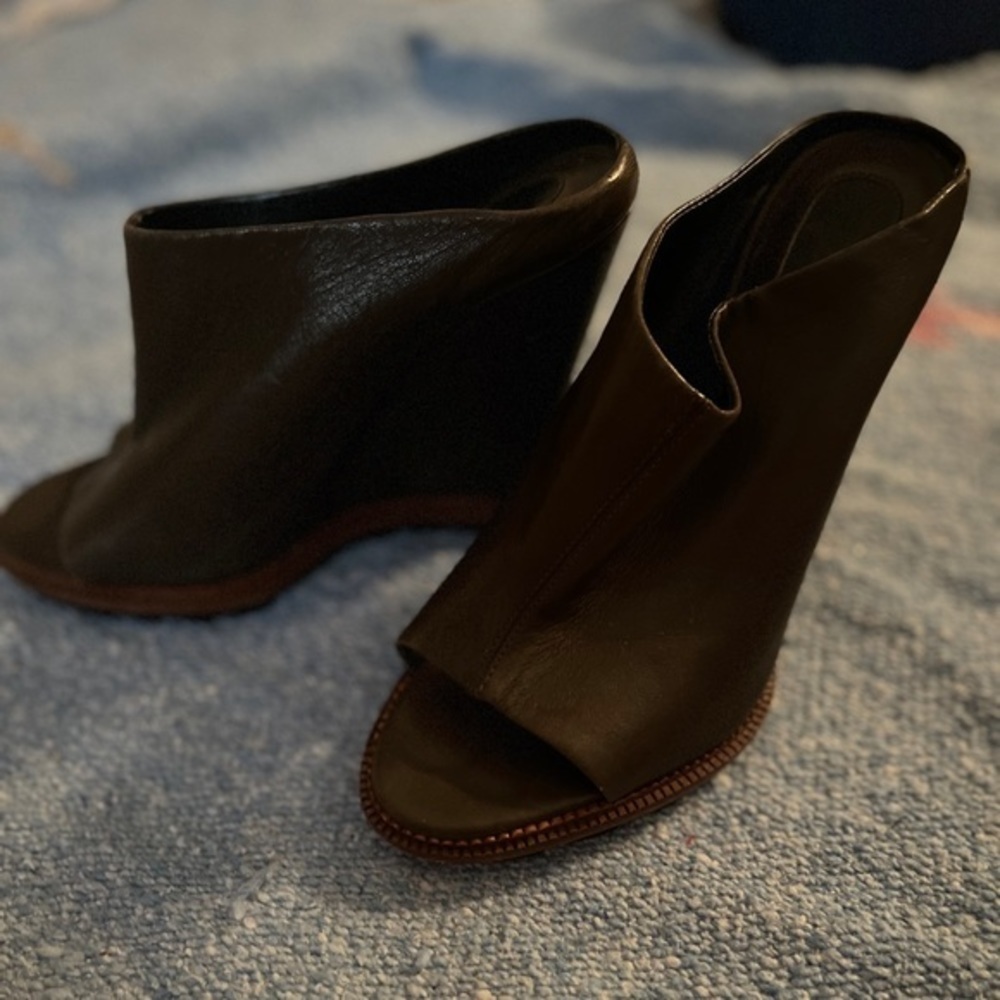 Rare Camilla Skovgaard Wedges - Picture 2 of 5